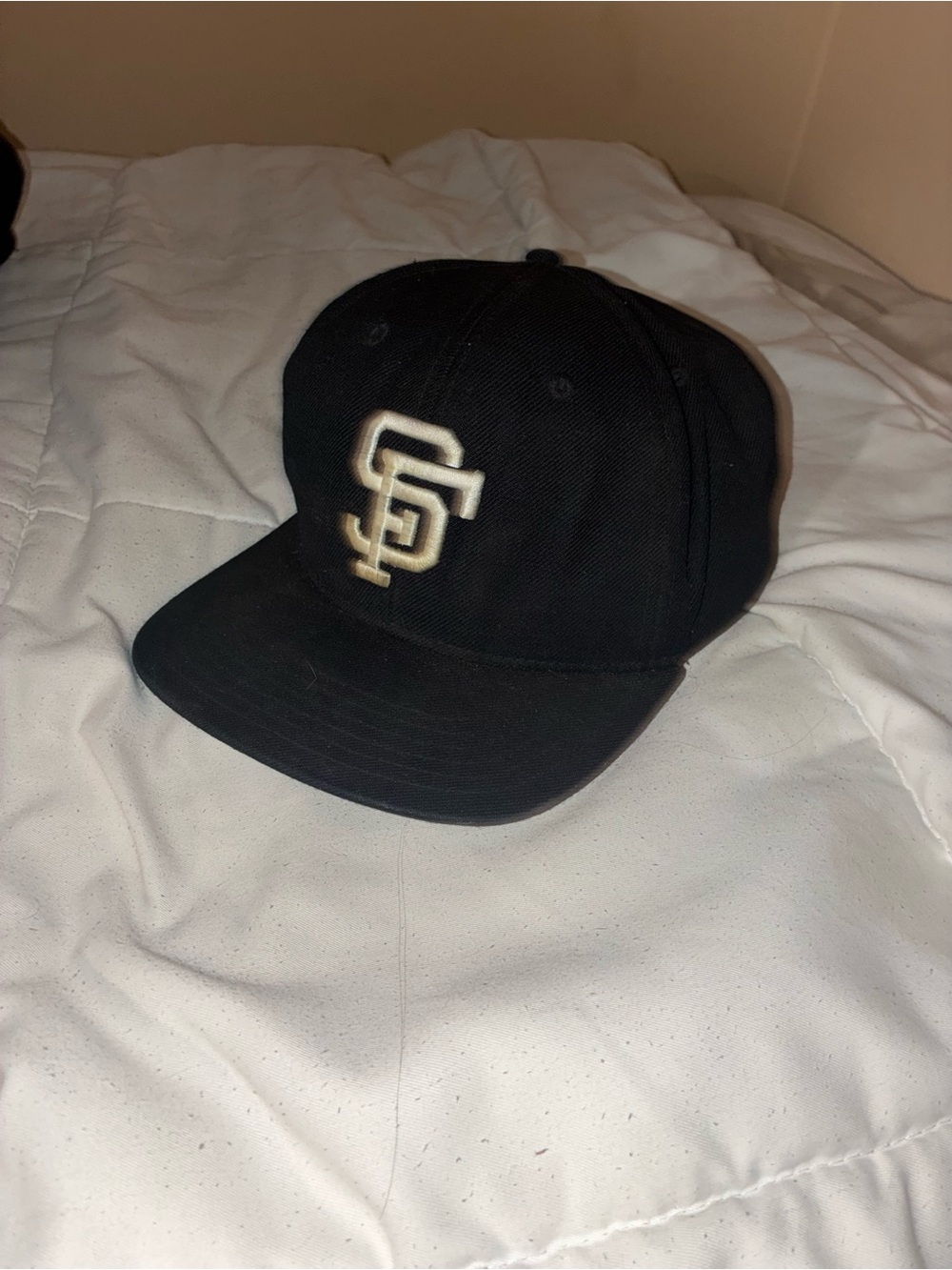San Francisco Baseball Cap in Black with Embroidered Logo